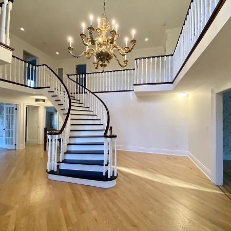 5000+ Sqft Cottage Near Toronto Bolton Exterior photo
